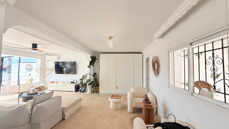 Villa en venta en Nueva Andalucia, Marbella