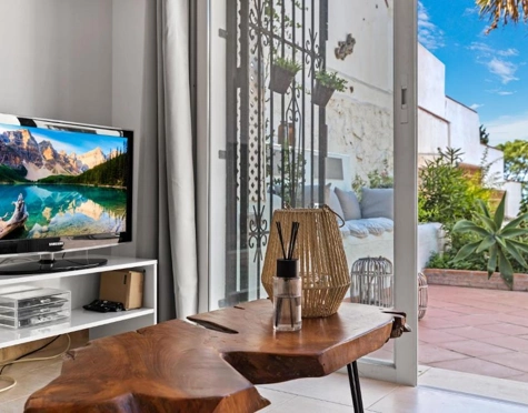 Villa for sale in Nueva Andalucia, Marbella