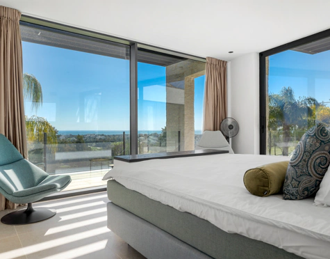 Villa en venta en La Alqueria, Benahavis