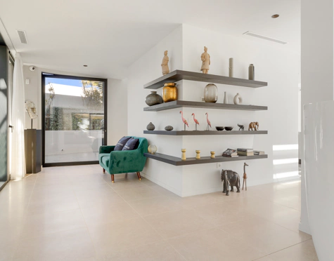 Villa en venta en La Alqueria, Benahavis