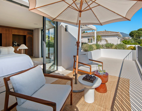 Villa en venta en Nueva Andalucia, Marbella
