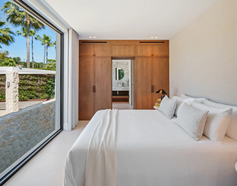 Villa en venta en Nueva Andalucia, Marbella