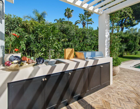 Villa en venta en Nueva Andalucia, Marbella