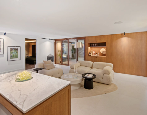 Villa en venta en Nueva Andalucia, Marbella