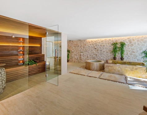 Villa en venta en Nueva Andalucia, Marbella