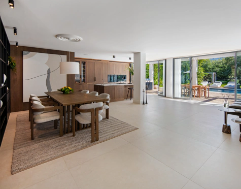 Villa en venta en Nueva Andalucia, Marbella