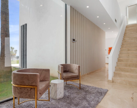 Villa for sale in La Alqueria, Benahavis