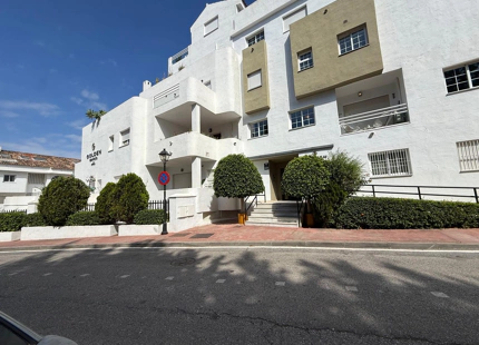 Moderno apartamento en Nueva Andalucia