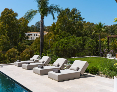 Villa en venta en El Herrojo, Benahavis