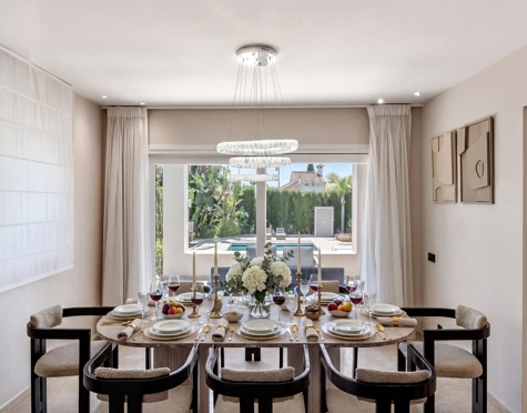 Villa for sale in Nueva Andalucia, Marbella