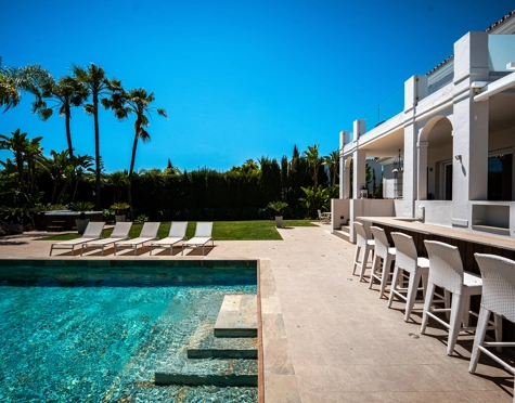 Villa for sale in Nueva Andalucia, Marbella