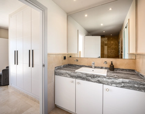 Villa for sale in Nueva Andalucia, Marbella