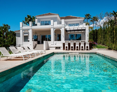 Villa for sale in Nueva Andalucia, Marbella