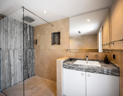 Villa for sale in Nueva Andalucia, Marbella