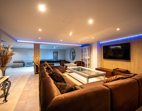 Villa for sale in Nueva Andalucia, Marbella