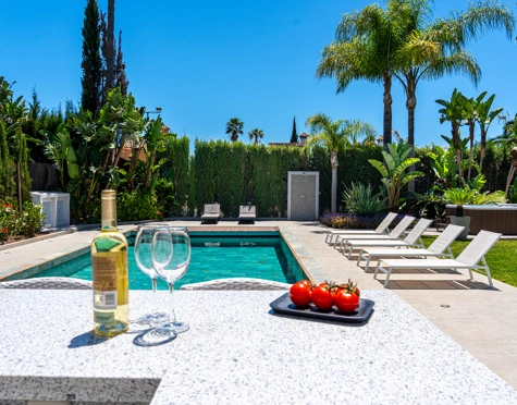 Villa for sale in Nueva Andalucia, Marbella