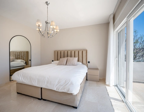Villa for sale in Nueva Andalucia, Marbella