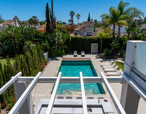 Villa for sale in Nueva Andalucia, Marbella