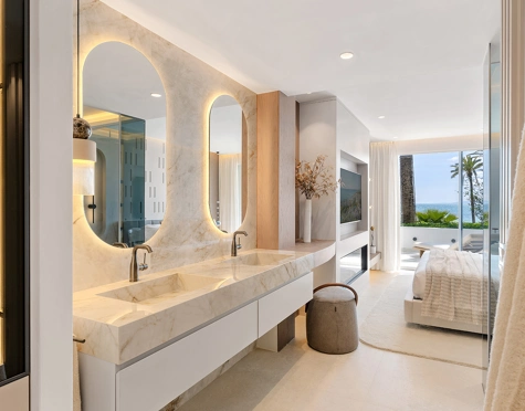 Apartamento Planta Baja en venta en Alcazaba Beach, Estepona East