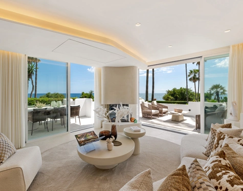 Apartamento Planta Baja en venta en Alcazaba Beach, Estepona East