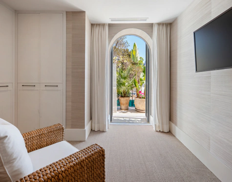 LUXURY APARTMENT ON THE GOLDEN MILE OF MARBELLA