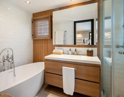 LUXURY APARTMENT ON THE GOLDEN MILE OF MARBELLA