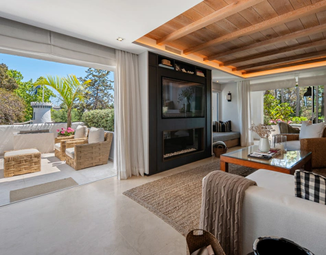 LUXURY APARTMENT ON THE GOLDEN MILE OF MARBELLA
