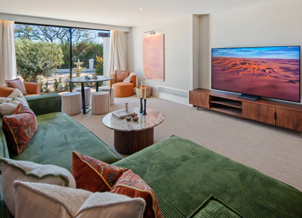 LUXURY FRONTLINE GOLF VILLA IN NUEVA ANDALUCIA