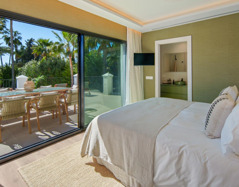 Villa en venta en Nueva Andalucia, Marbella