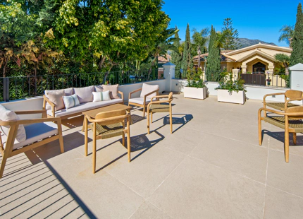 LUXURY FRONTLINE GOLF VILLA IN NUEVA ANDALUCIA