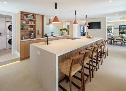 LUXURY FRONTLINE GOLF VILLA IN NUEVA ANDALUCIA