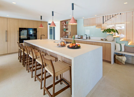 LUXURY FRONTLINE GOLF VILLA IN NUEVA ANDALUCIA