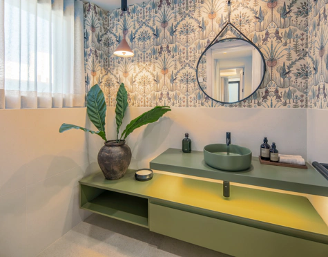 Villa en venta en Nueva Andalucia, Marbella