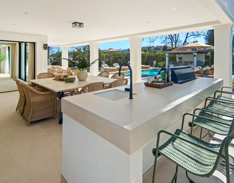 Villa en venta en Nueva Andalucia, Marbella