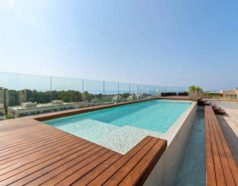 EXCLUSIVE DUPLEX PENTHOUSE ON THE GOLDEN MILE OF MARBELLA