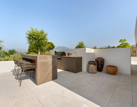 EXCLUSIVE DUPLEX PENTHOUSE ON THE GOLDEN MILE OF MARBELLA