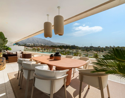 EXCLUSIVE DUPLEX PENTHOUSE ON THE GOLDEN MILE OF MARBELLA