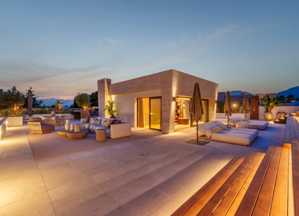 EXCLUSIVE DUPLEX PENTHOUSE ON THE GOLDEN MILE OF MARBELLA