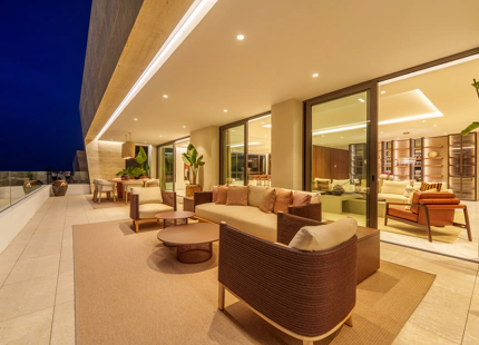 EXCLUSIVE DUPLEX PENTHOUSE ON THE GOLDEN MILE OF MARBELLA