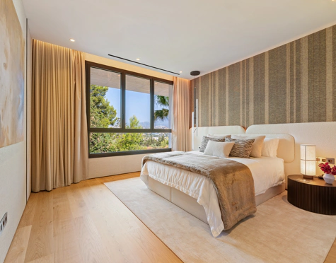 EXCLUSIVE DUPLEX PENTHOUSE ON THE GOLDEN MILE OF MARBELLA