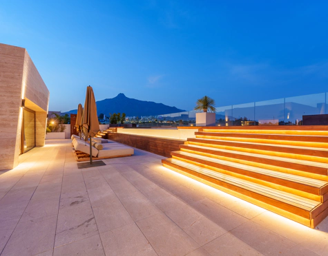 EXCLUSIVE DUPLEX PENTHOUSE ON THE GOLDEN MILE OF MARBELLA