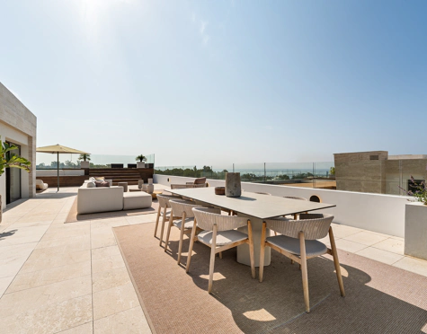 EXCLUSIVE DUPLEX PENTHOUSE ON THE GOLDEN MILE OF MARBELLA
