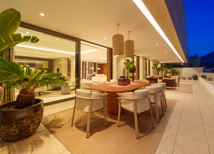 EXCLUSIVE DUPLEX PENTHOUSE ON THE GOLDEN MILE OF MARBELLA