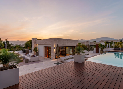 EXCLUSIVE DUPLEX PENTHOUSE ON THE GOLDEN MILE OF MARBELLA