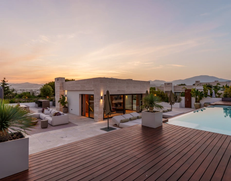 EXCLUSIVE DUPLEX PENTHOUSE ON THE GOLDEN MILE OF MARBELLA