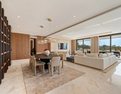 EXCLUSIVE DUPLEX PENTHOUSE ON THE GOLDEN MILE OF MARBELLA