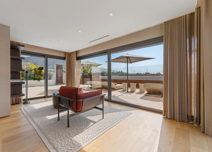EXCLUSIVE DUPLEX PENTHOUSE ON THE GOLDEN MILE OF MARBELLA