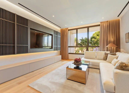 EXCLUSIVE DUPLEX PENTHOUSE ON THE GOLDEN MILE OF MARBELLA