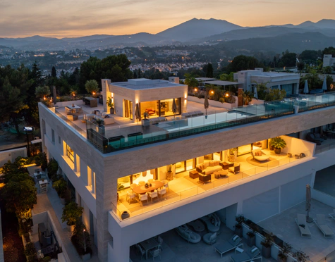 EXCLUSIVE DUPLEX PENTHOUSE ON THE GOLDEN MILE OF MARBELLA