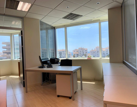 Office for sale in Marbella - Puerto Banus